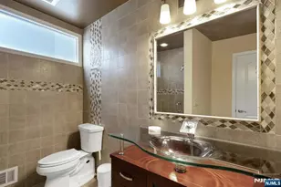 51 Hidden Ledge Rd, Englewood, NJ 07631 - Photo 27