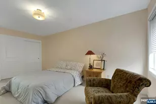 51 Hidden Ledge Rd, Englewood, NJ 07631 - Photo 25