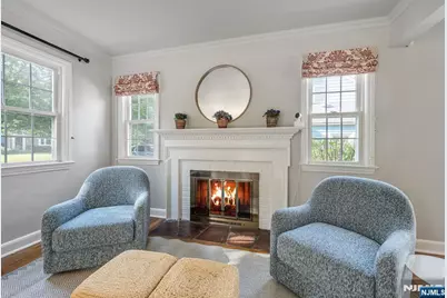 451 Bogert Avenue, Ridgewood, NJ 07450 - Photo 5