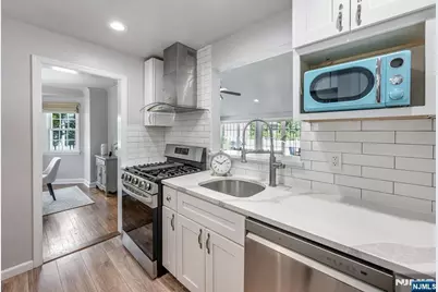 451 Bogert Avenue, Ridgewood, NJ 07450 - Photo 17