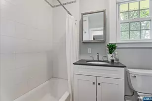 22 Sterling Pl, Glen Rock, NJ 07452 - Photo 13