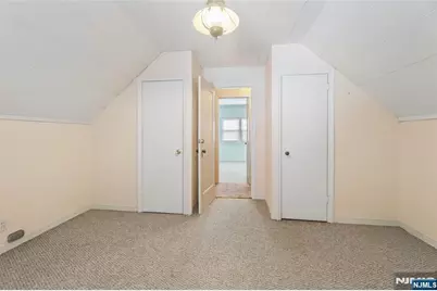 161 Baker Avenue, Bergenfield, NJ 07621 - Photo 15