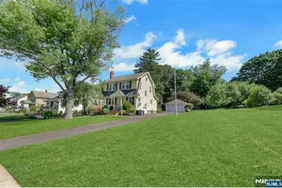 69 Highland Avenue, Midland Park, NJ 07432 - Photo 3