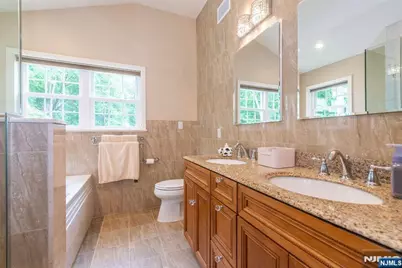 11 Burnham Drive, Pequannock Township, NJ 07444 - Photo 23