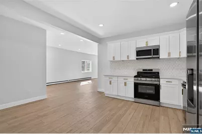 182 N Maple Avenue, East Orange, NJ 07017 - Photo 9