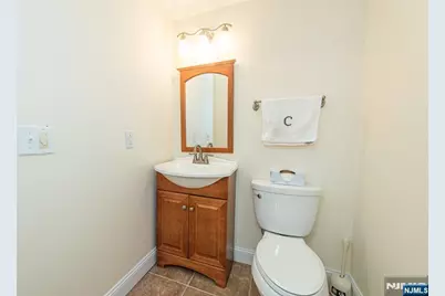 31 Yorkshire Avenue, West Milford, NJ 07480 - Photo 29