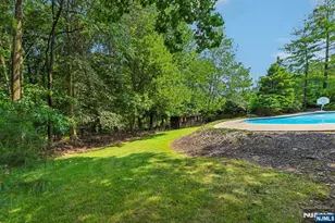 12 Sandalwood Dr, Livingston, NJ 07039 - Photo 35