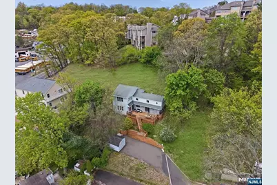 17 Albanese Road, Haledon, NJ 07508 - Photo 27