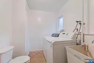 9 Arthur Terrace, Livingston, NJ 07039 - Photo 19