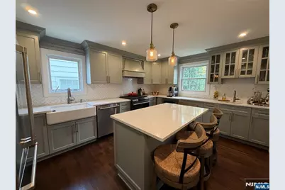48 New York Avenue, Metuchen, NJ 08840 - Photo 3