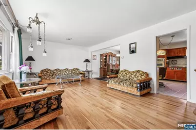 1355 Ratzer Road, Wayne, NJ 07470 - Photo 9