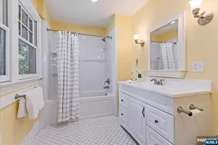 144 Park St, Montclair, NJ 07042 - Photo 29