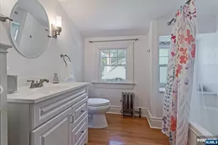 144 Park St, Montclair, NJ 07042 - Photo 33