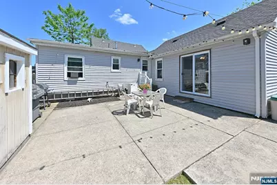 28 Makemoney Avenue, Wanaque, NJ 07420 - Photo 5