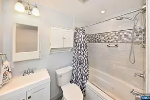 28 Makemoney Ave, Wanaque, NJ 07420 - Photo 9