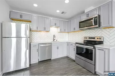 308-310 Passaic Avenue 402 #402, Harrison, NJ 07032 - Photo 7