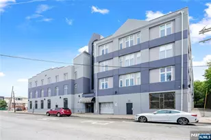 308-310 Passaic Ave 402, Harrison, NJ 07032 - Photo 3
