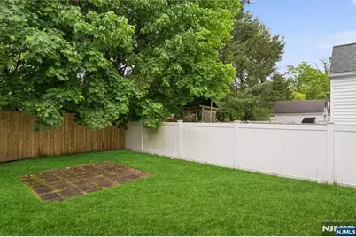 494 Martense Avenue, Teaneck Township, NJ 07666 - Photo 21