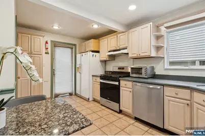 494 Martense Avenue, Teaneck Township, NJ 07666 - Photo 11