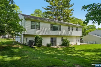 22 Marlton Drive, Wayne, NJ 07470 - Photo 25