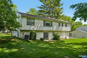 22 Marlton Dr, Wayne, NJ 07470 - Photo 25