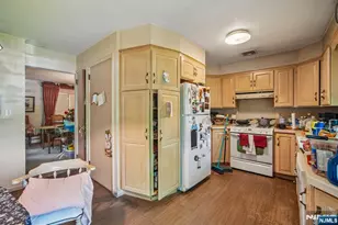 22 Marlton Dr, Wayne, NJ 07470 - Photo 13