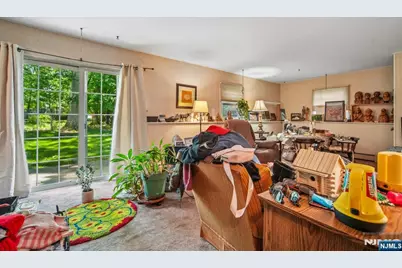 22 Marlton Drive, Wayne, NJ 07470 - Photo 7