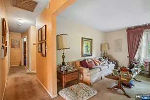 22 Marlton Dr, Wayne, NJ 07470 - Photo 5