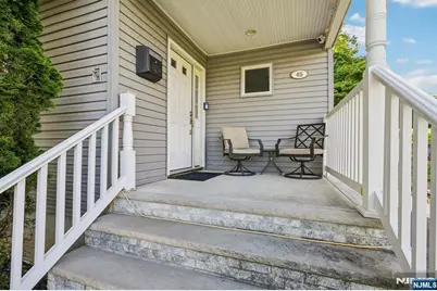 45 Hillside Avenue, Nutley, NJ 07110 - Photo 9