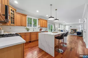 21 Winding Way, West Orange Township, NJ 07052 - Photo 9