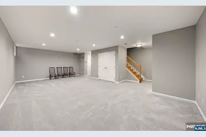 537 Coventry Drive 5038 #5038, Nutley, NJ 07110 - Photo 15