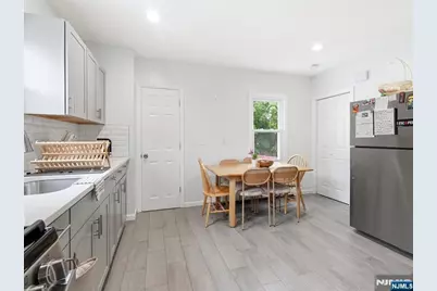 10 Dean Street, West Orange Township, NJ 07052 - Photo 15