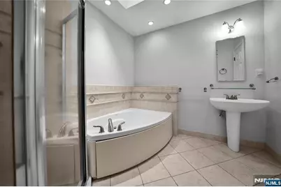 165 Busteed Drive, Midland Park, NJ 07432 - Photo 35
