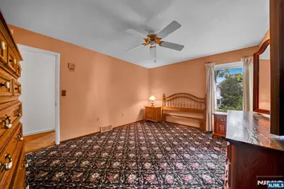 165 Busteed Drive, Midland Park, NJ 07432 - Photo 31