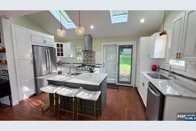 37 Grandview Avenue, Jefferson Township, NJ 07460 - Photo 15