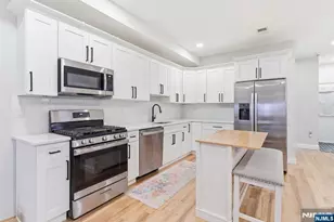204 19th Ave, Irvington, NJ 07111 - Photo 5
