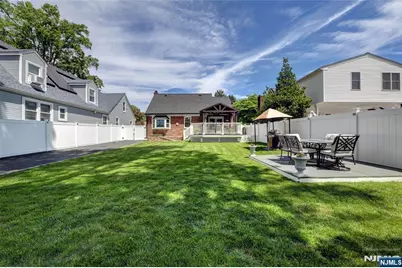 60 Merritt Avenue, Dumont, NJ 07628 - Photo 31