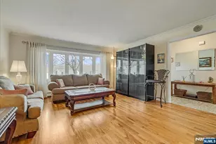 40 Catherine Ct, Cedar Grove, NJ 07009 - Photo 5