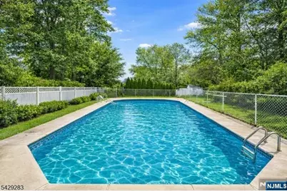 40 Catherine Court, Cedar Grove, NJ 07009 - Photo 25