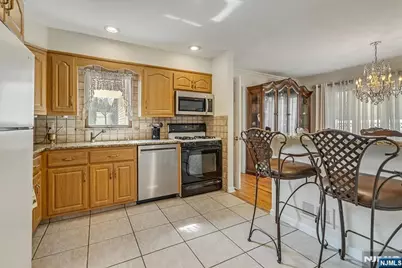 40 Catherine Court, Cedar Grove, NJ 07009 - Photo 7
