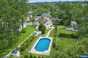 40 Catherine Ct, Cedar Grove, NJ 07009 - Photo 31