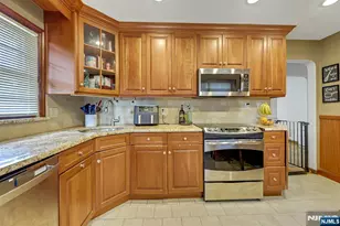 167 Paterson Ave, Hasbrouck Heights, NJ 07604 - Photo 17