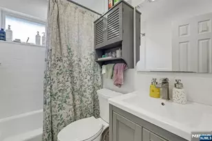 167 Paterson Ave, Hasbrouck Heights, NJ 07604 - Photo 9
