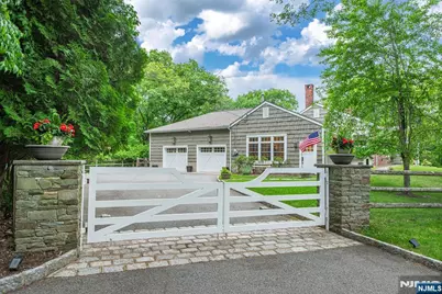 724 Ridge Road, Kinnelon, NJ 07405 - Photo 3