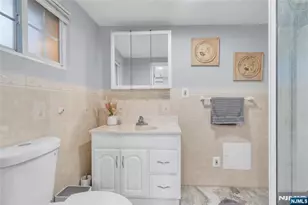 353 Page Ave, Lyndhurst Township, NJ 07071 - Photo 35