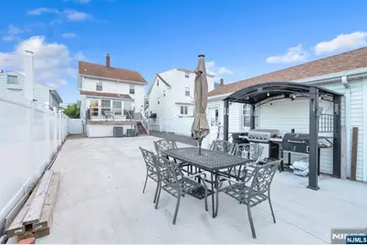 353 Page Avenue, Lyndhurst Township, NJ 07071 - Photo 7
