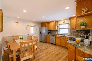 39 Lawrence Ave, Lodi, NJ 07644 - Photo 5