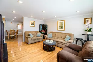 39 Lawrence Ave, Lodi, NJ 07644 - Photo 3