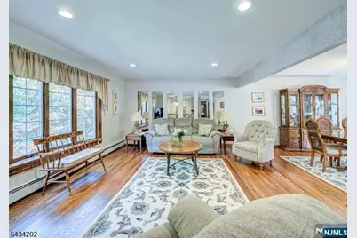 8 Edward Circle, Montville Township, NJ 07045 - Photo 3