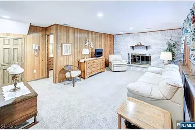 8 Edward Circle, Montville Township, NJ 07045 - Photo 19